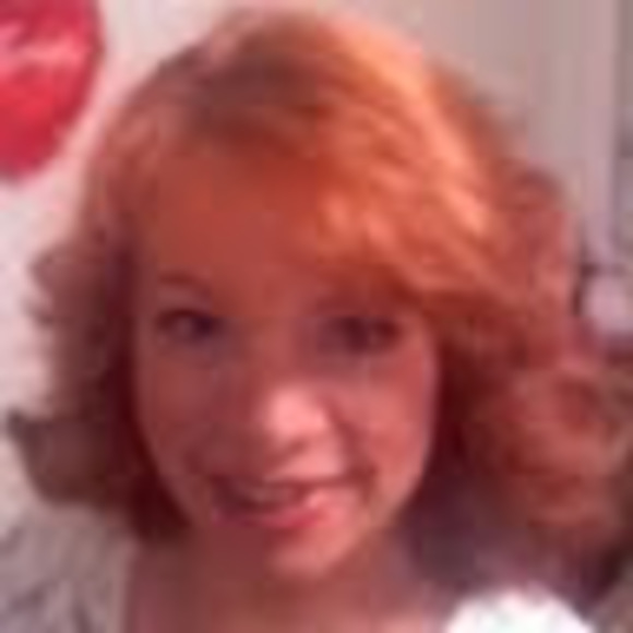 Meet your Posher, Heather - Picture 1 of 1